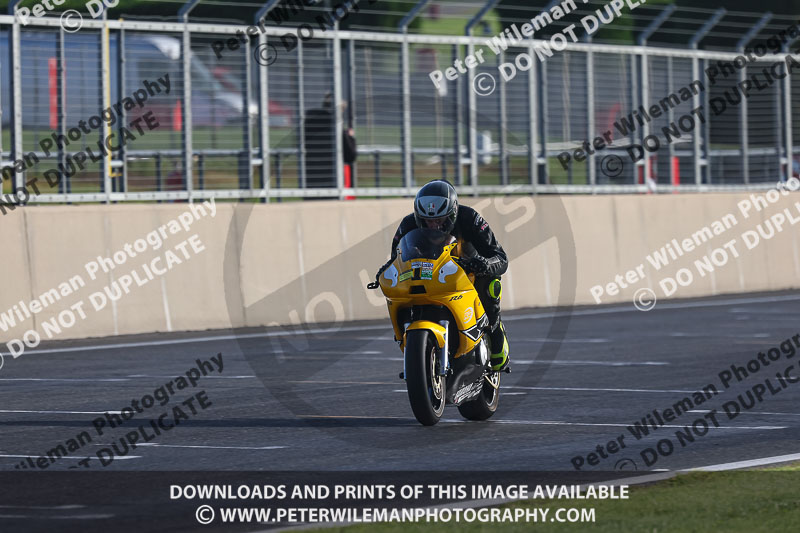 enduro digital images;event digital images;eventdigitalimages;no limits trackdays;peter wileman photography;racing digital images;snetterton;snetterton no limits trackday;snetterton photographs;snetterton trackday photographs;trackday digital images;trackday photos